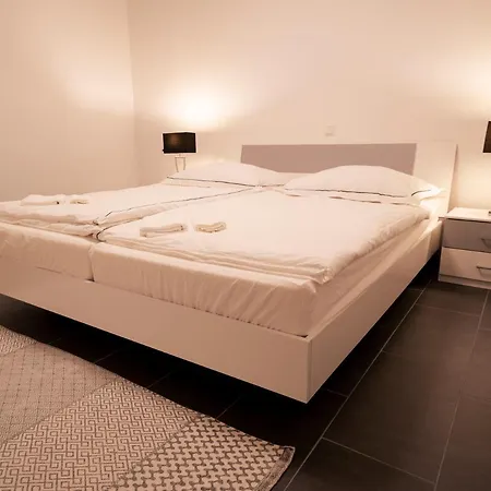 Modernes Juwel - 10 Min Zum Appartamento *