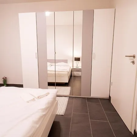 Modernes Juwel - 10 Min Zum Appartamento *