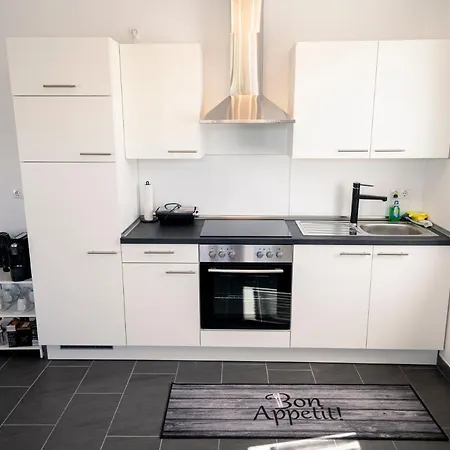 Modernes Juwel - 10 Min Zum Appartamento *